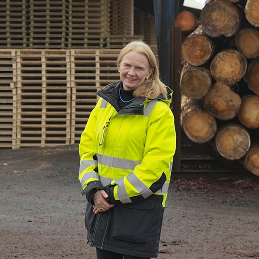 Inger on the Åsljunga podium