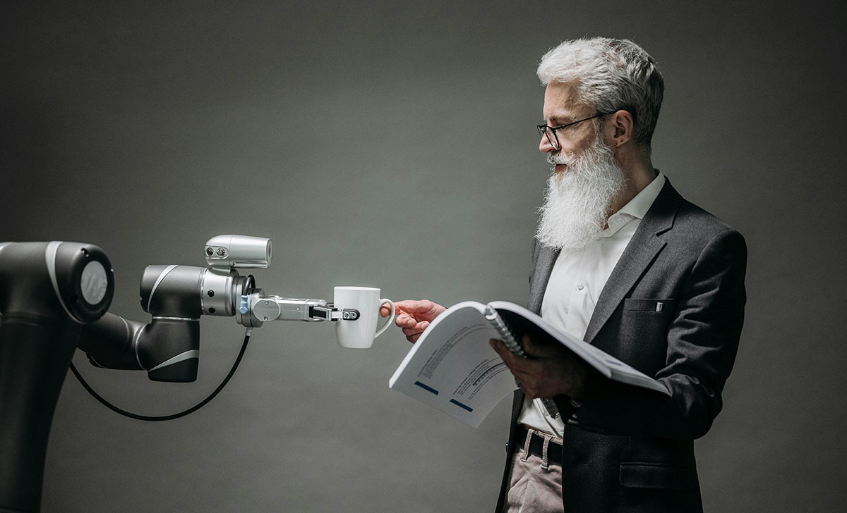 Kontek lanserar AI-assistenten Sidekick – en smartare väg till effektiv lönehantering